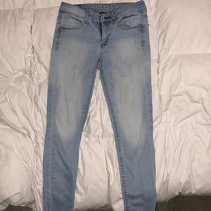 American Eagle light blue jeans